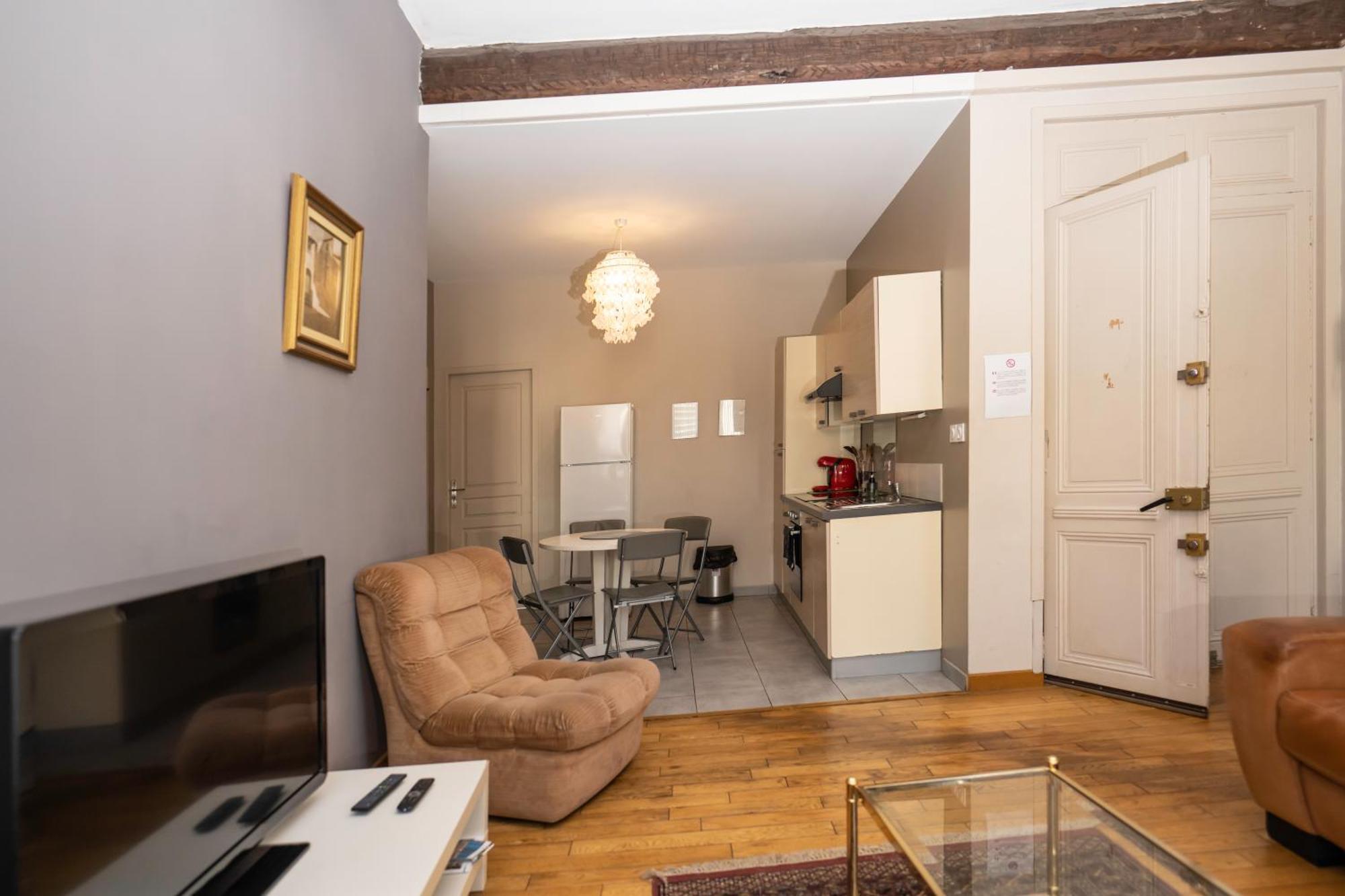 "Air D'Antan"-Meuble De Tourisme 3 Etoiles -Residence "Les Logis De Beziers"-Garage Optionnel-Coeur De Ville-Plages A 16Km ! Eksteriør billede